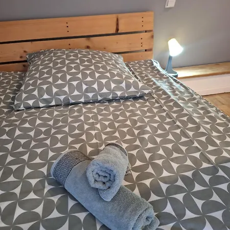 Zentral Komplette Fewo, 4 Schlafbereiche Bis Zu 8 Personen * Bielefeld