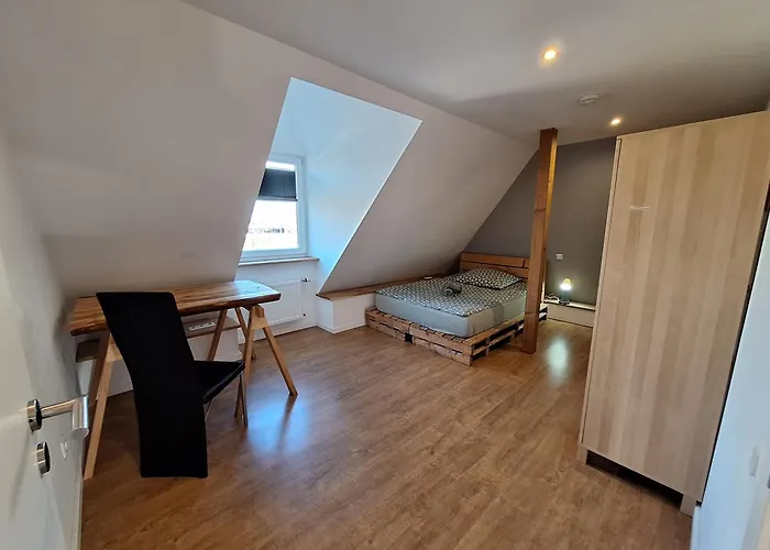 Daire Zentral Komplette Fewo, 4 Schlafbereiche Bis Zu 8 Personen