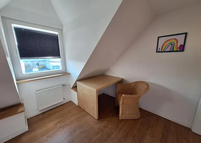 Daire Zentral Komplette Fewo, 4 Schlafbereiche Bis Zu 8 Personen *