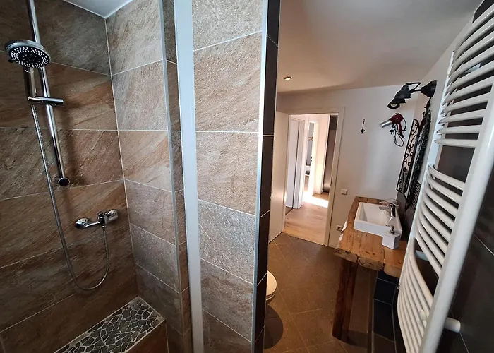 Zentral Komplette Fewo, 4 Schlafbereiche Bis Zu 8 Personen Daire Bielefeld