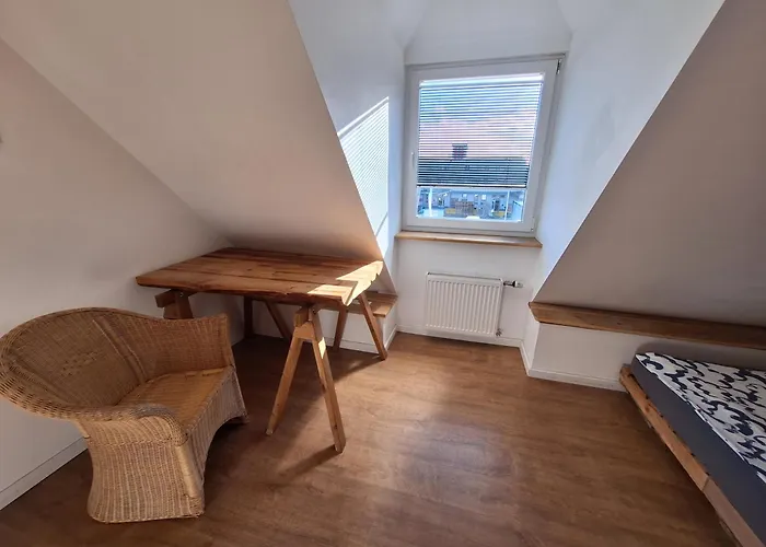 Zentral Komplette Fewo, 4 Schlafbereiche Bis Zu 8 Personen Daire *