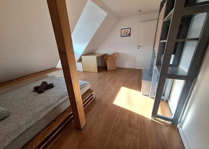 Daire Zentral Komplette Fewo, 4 Schlafbereiche Bis Zu 8 Personen *