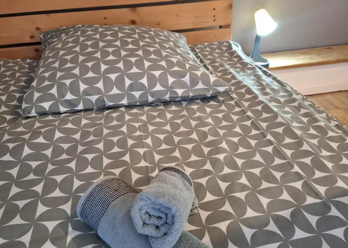 Zentral Komplette Fewo, 4 Schlafbereiche Bis Zu 8 Personen * Bielefeld